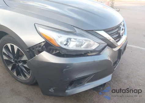 2017 Nissan Altima 2.5 Sv z USA, uszkodzony, nr VIN 1N4AL3AP6HC156326